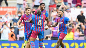 内球迷面前 内球迷面前