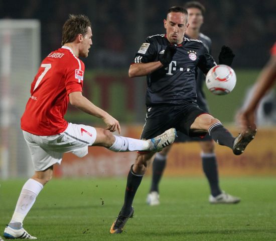 多次闯入欧 多次闯入欧